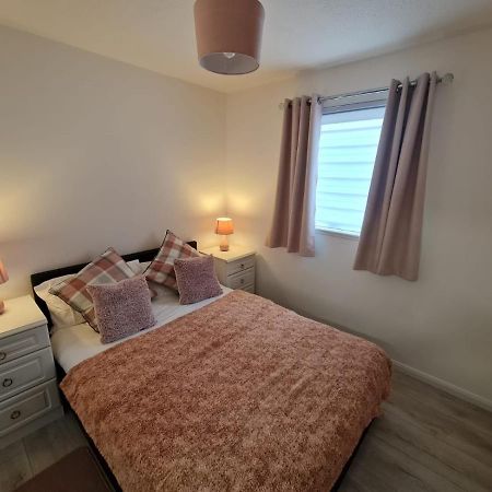 Lovely 2 Bedroom Flat In Nice Inversness Area. อินเวอร์เนส ภายนอก รูปภาพ