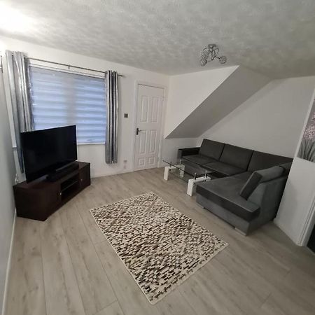 Lovely 2 Bedroom Flat In Nice Inversness Area. อินเวอร์เนส ภายนอก รูปภาพ